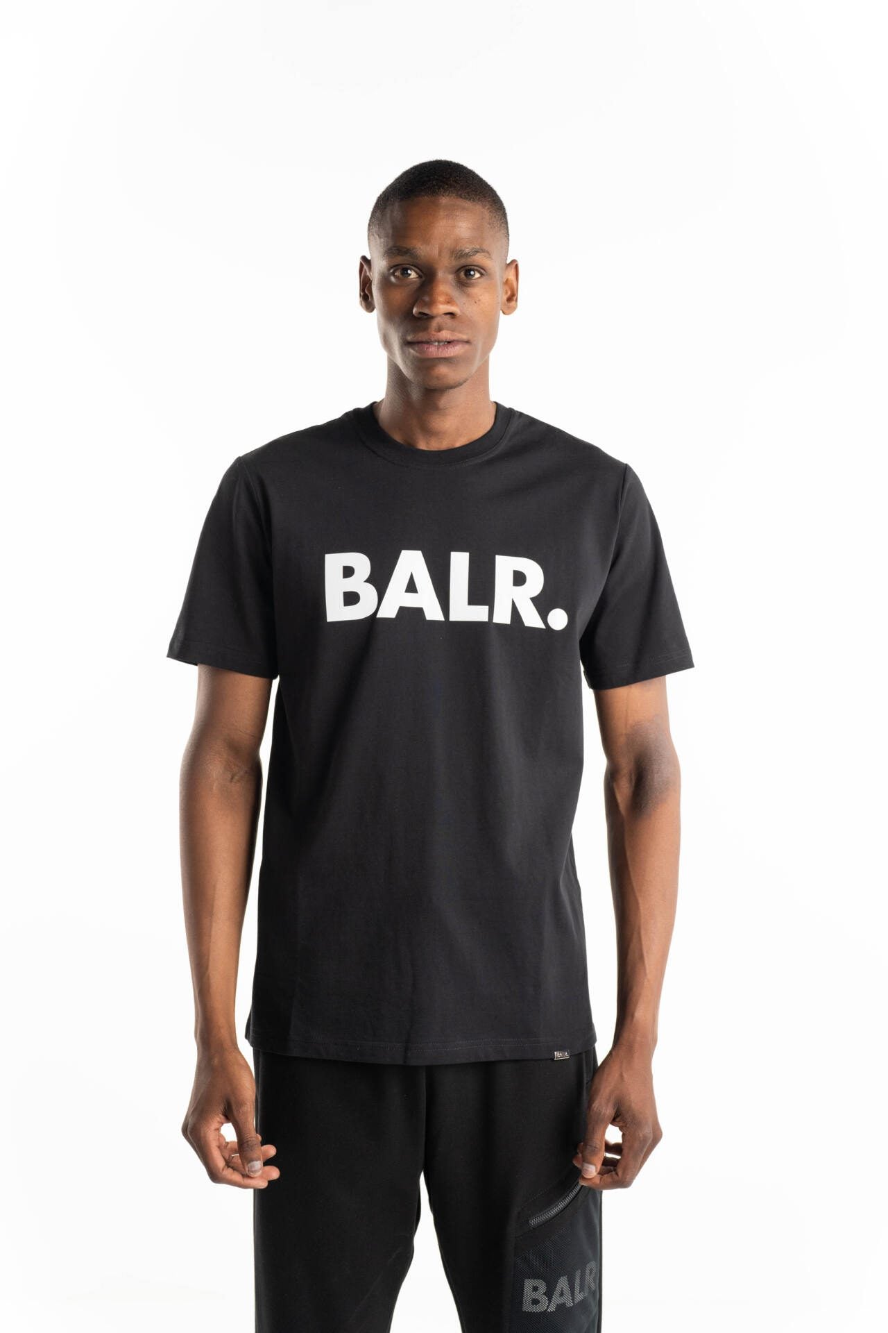 (CORE) BALR MEN’S BRAND STRAIGHT T SHIRT | B1112.1048-JET BLACK
