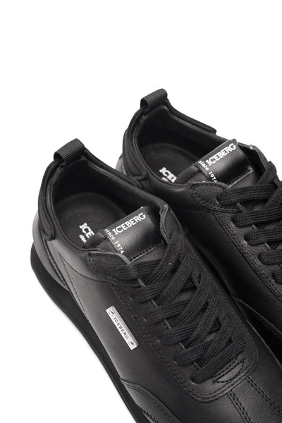 ICEBERG MEN’S BLACK SNEAKER