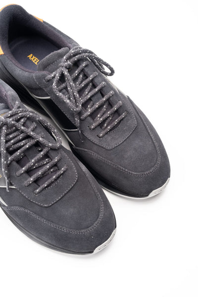 AXEL ARIGATO MEN’S GENESIS NEO SUEDE RUNNER