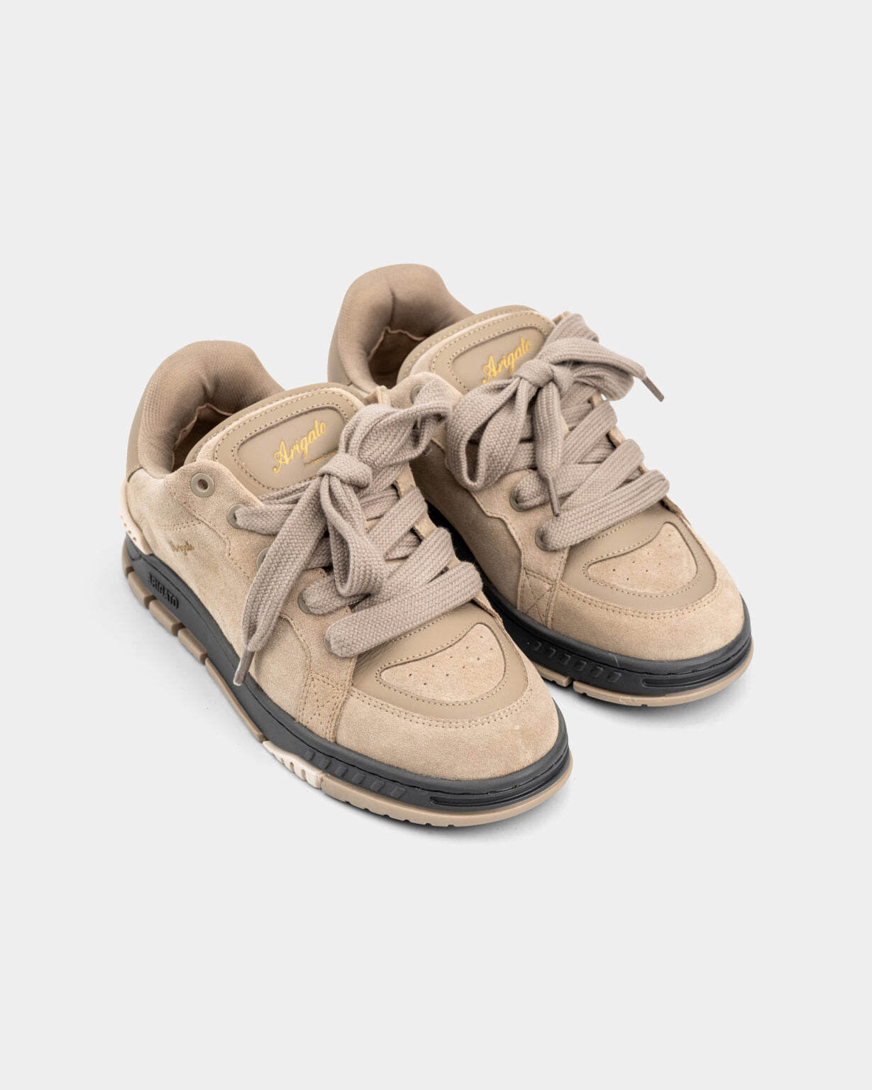 AXEL ARIGATO MEN’S AREA HAZE SNEAKER F3029001 DARK BEIGE/BLACK