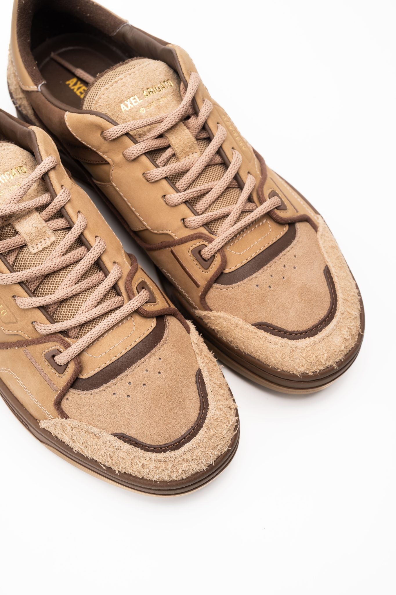 AXEL ARIGATO MEN’S CLAY SNEAKER
