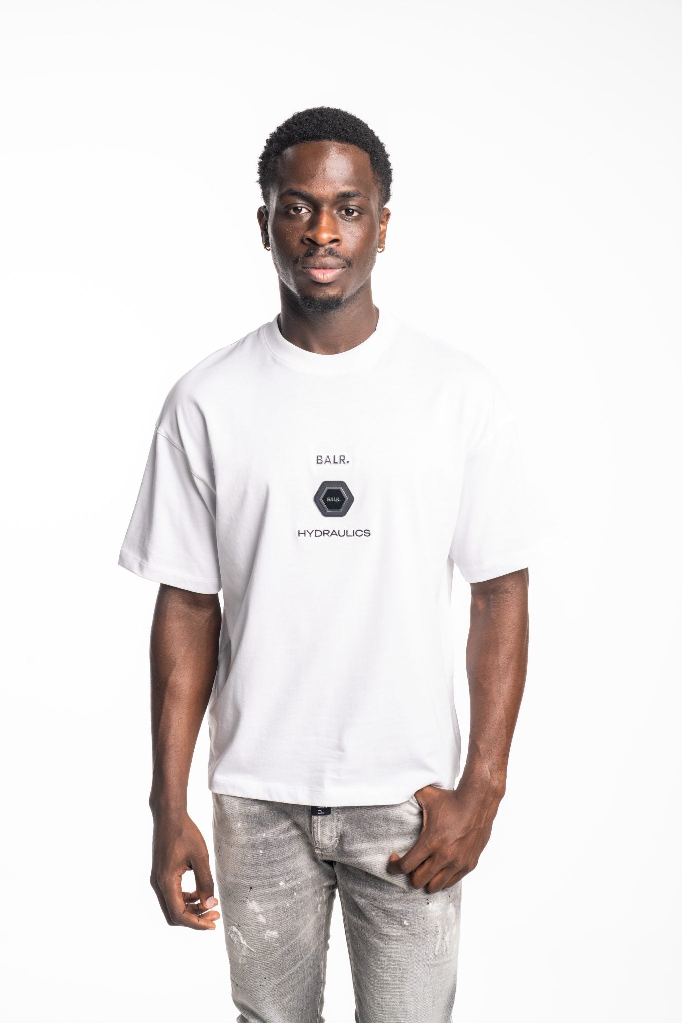BALR MEN’S BALR X HYDRAULICS METAL LOGO BOX T SHIRT | B1112.1396-BRIGHT WHITE