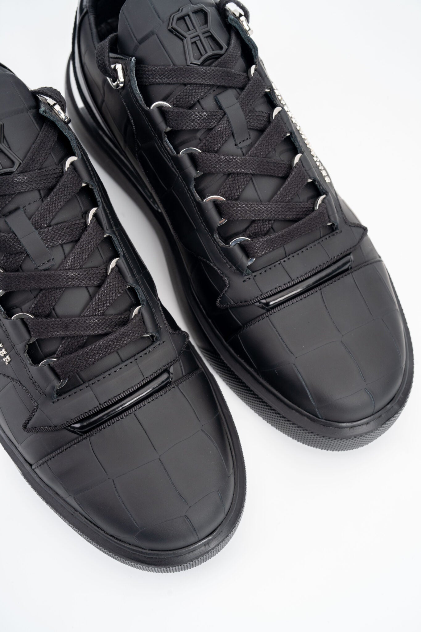 BENJAMIN BURNER MEN’S RAPHAEL MATT CROCODILE BLACK