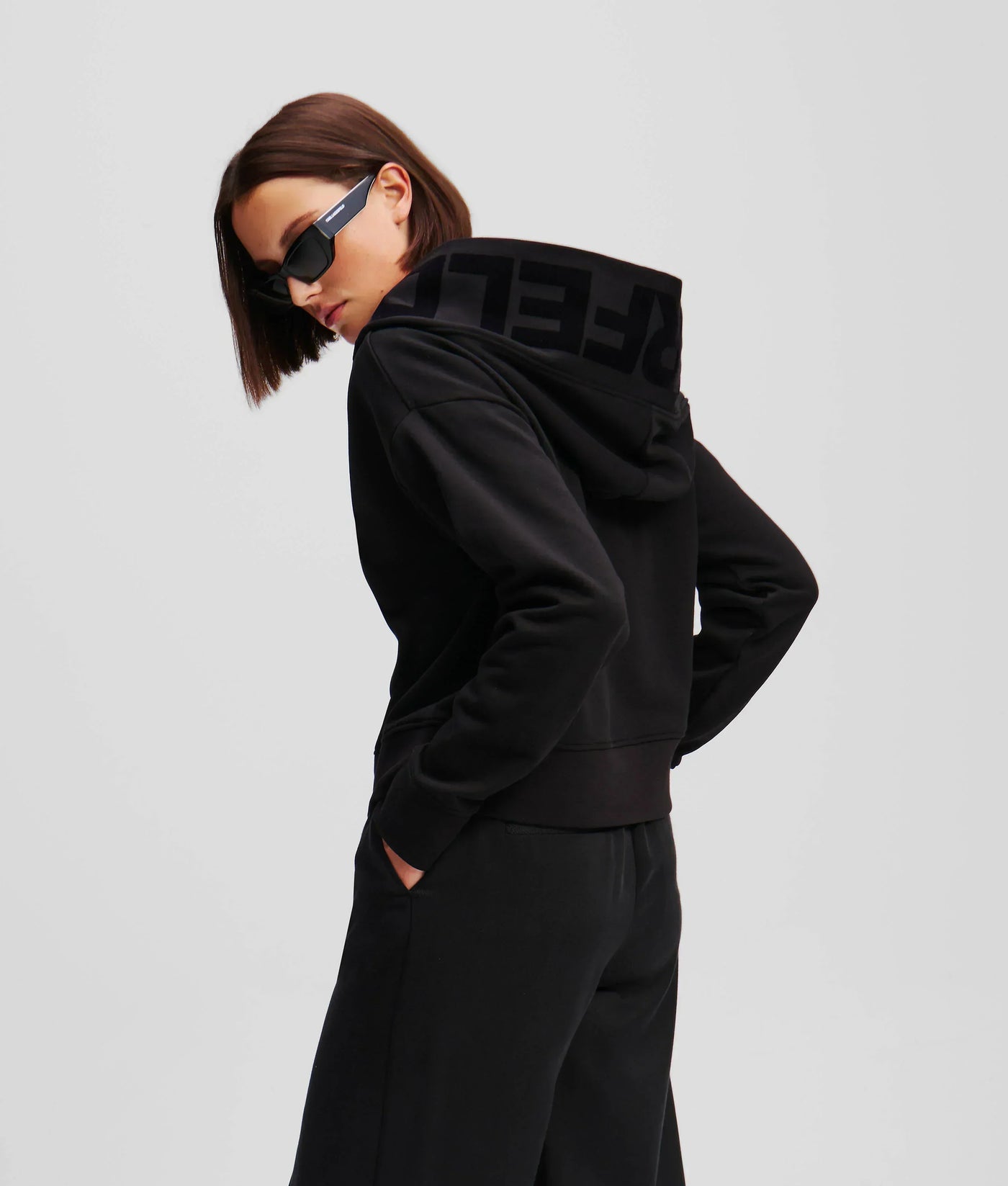 BOLD KARL LOGO HOODIE