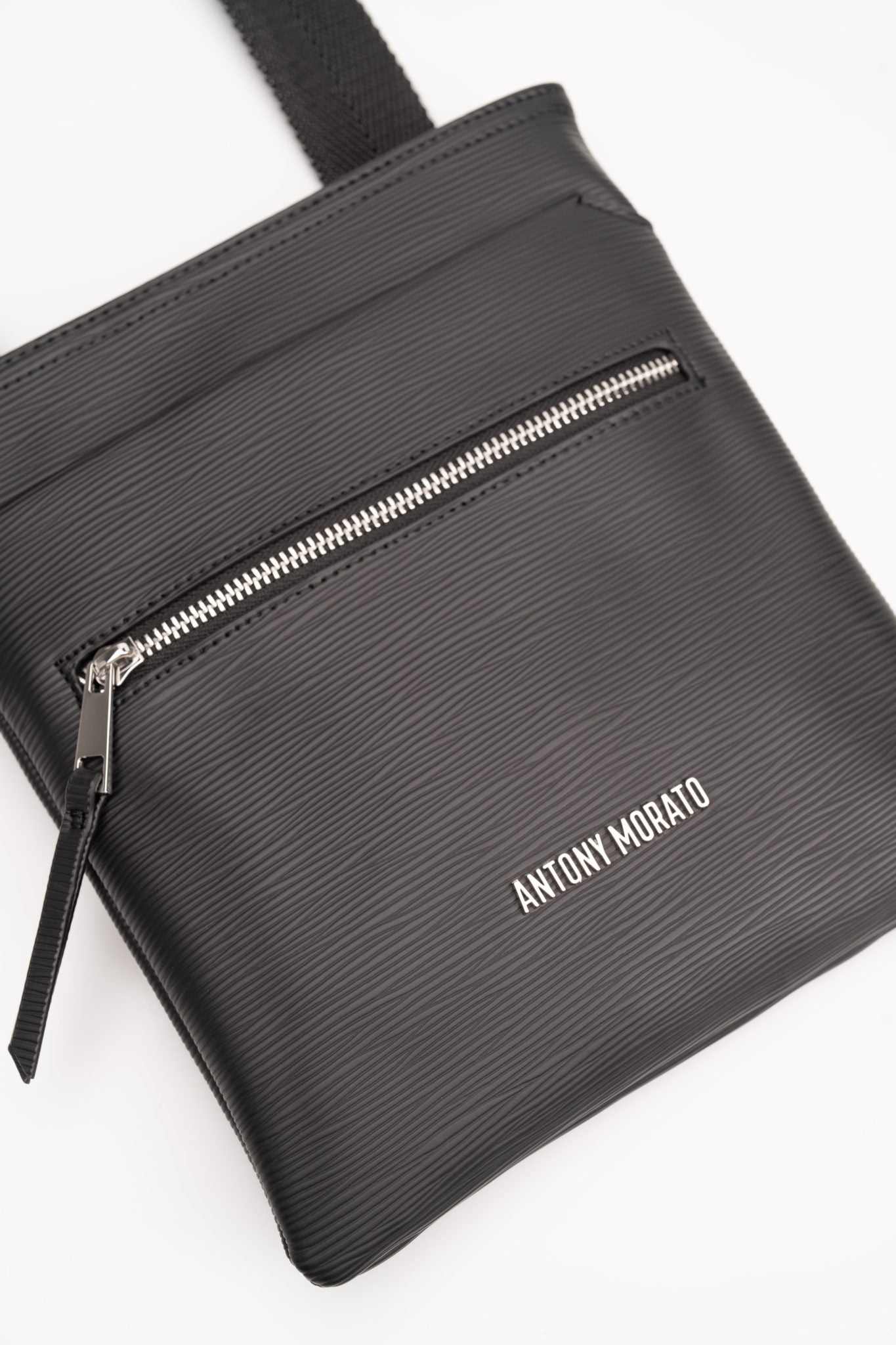 ANTONY MORATO MESSENGER