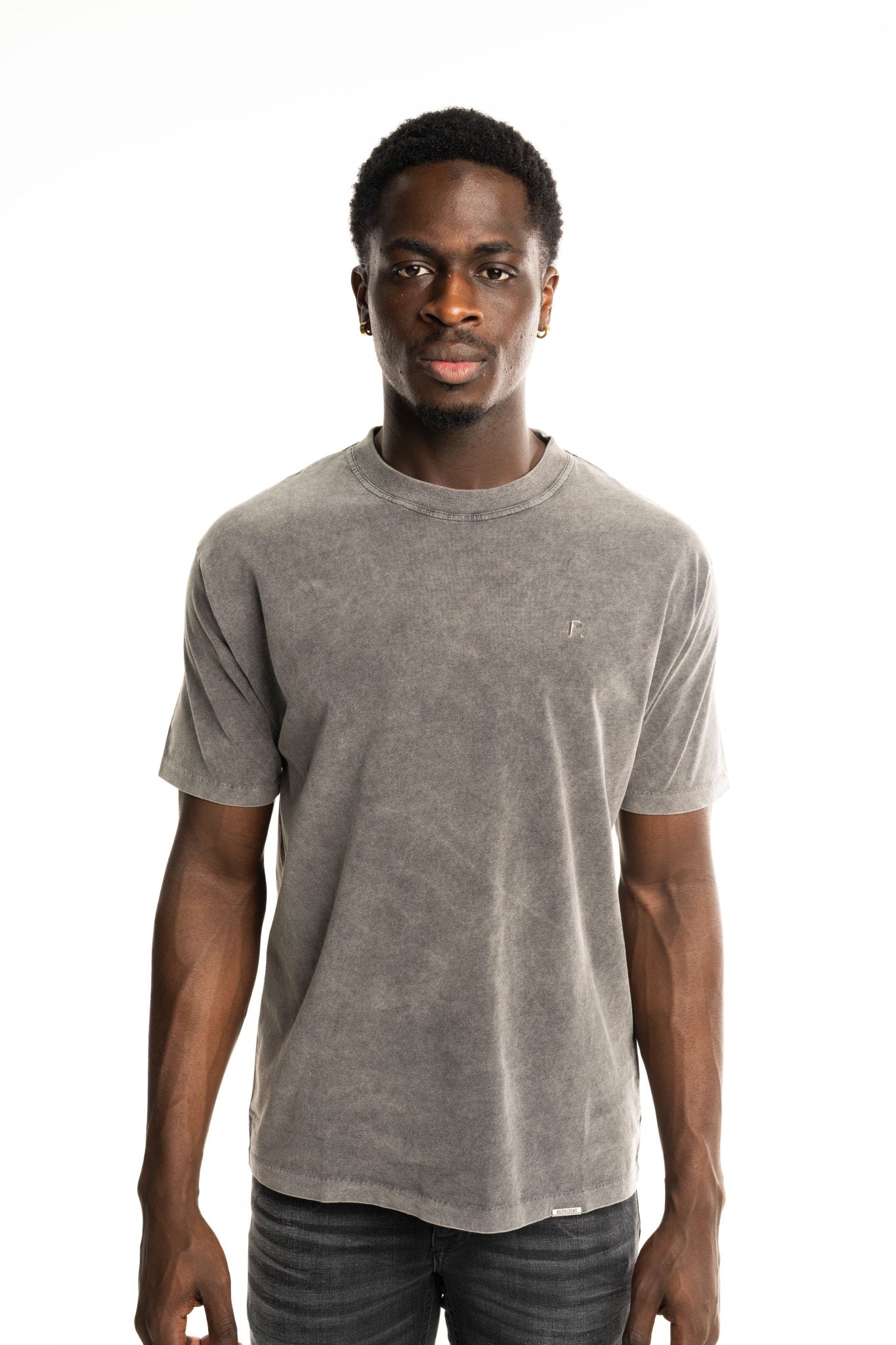 REPRESENT MEN’S METAL INITIAL R T SHIRT