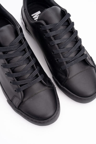 (Core) Moschino Men’s Sneakers MB15402G0MGA000A